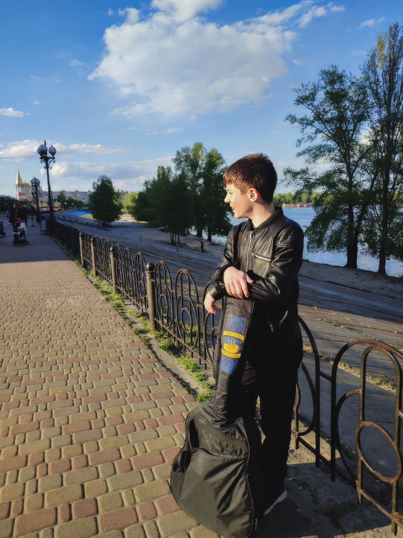 Oleksiy and his guitar